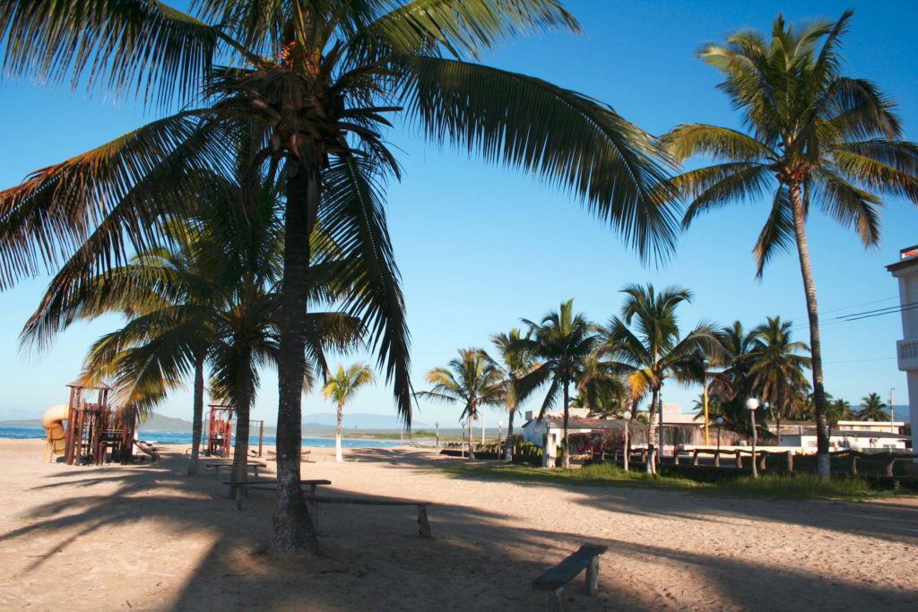 playa puerto villamil-tour isla isabela